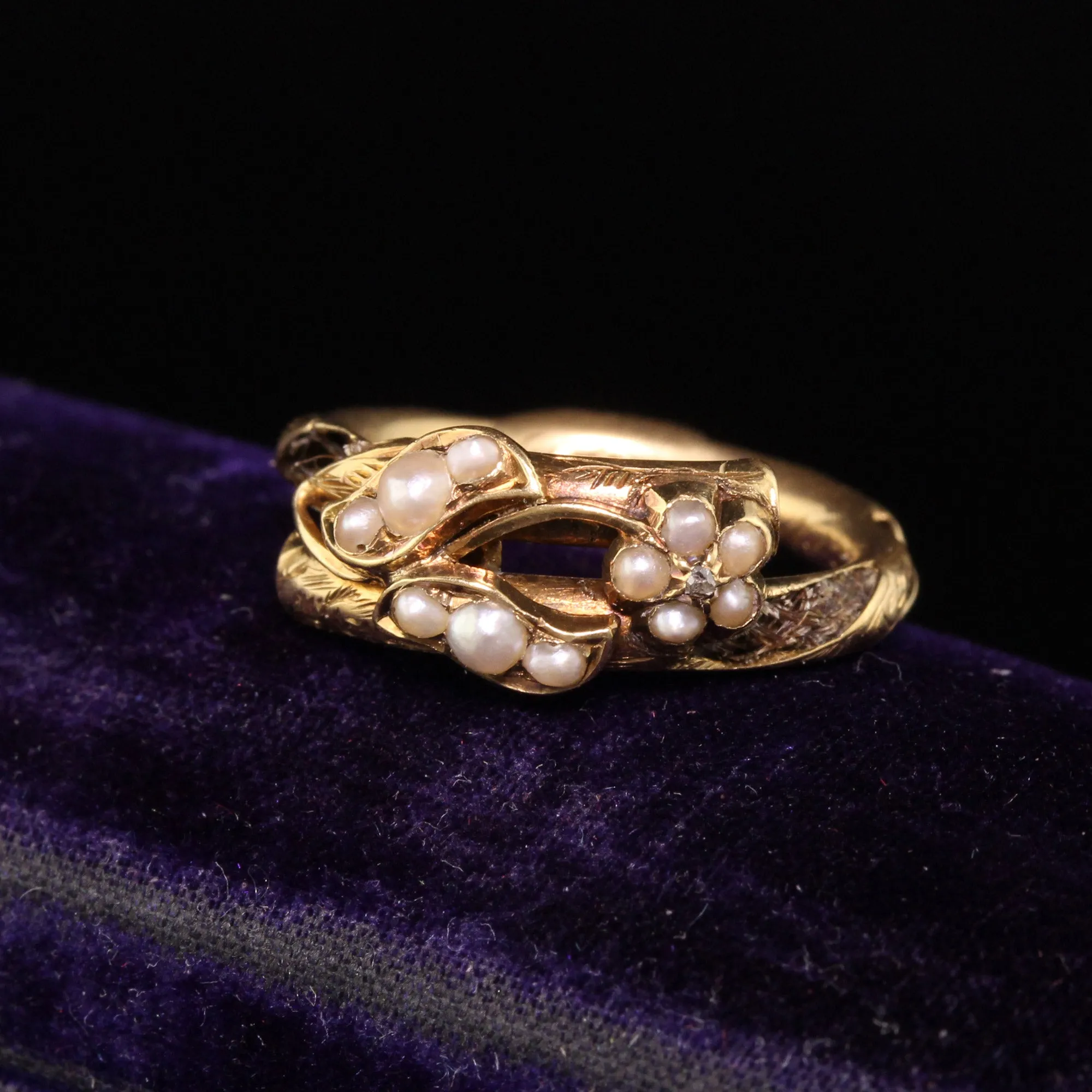 Antique Victorian 18K Yellow Gold Seed Pearl Mourning Ring