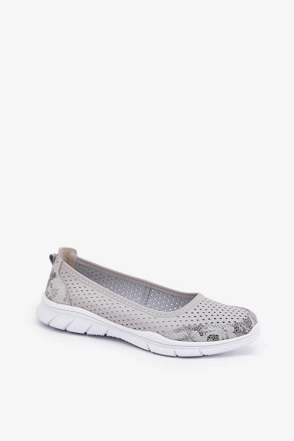 Ballet flats
