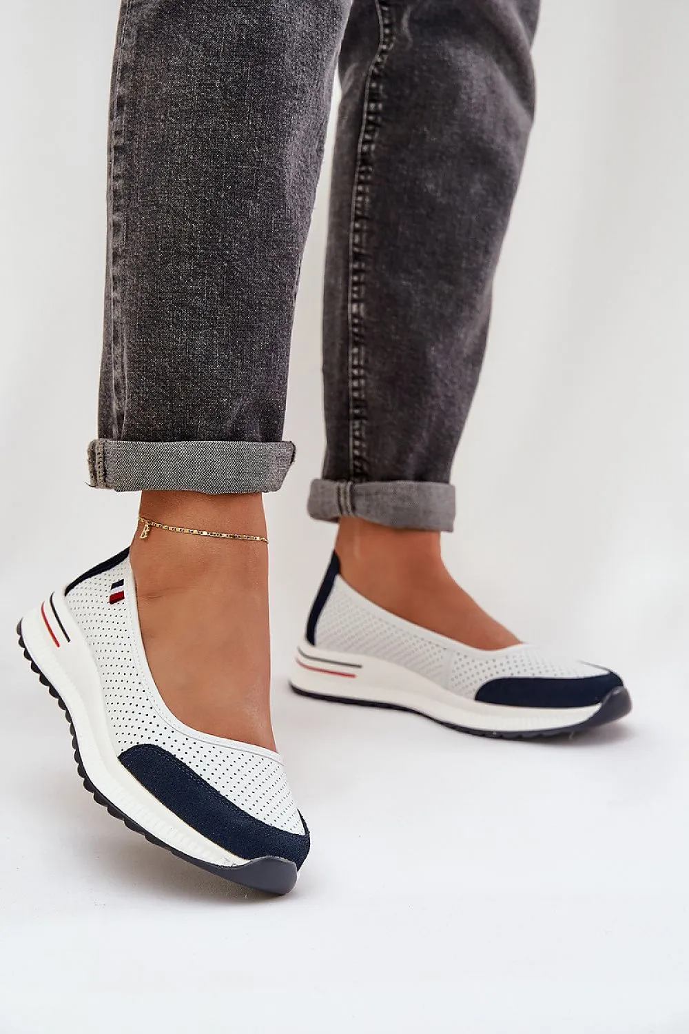 Ballet flats