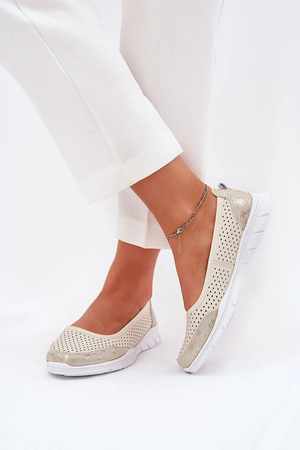 Ballet flats