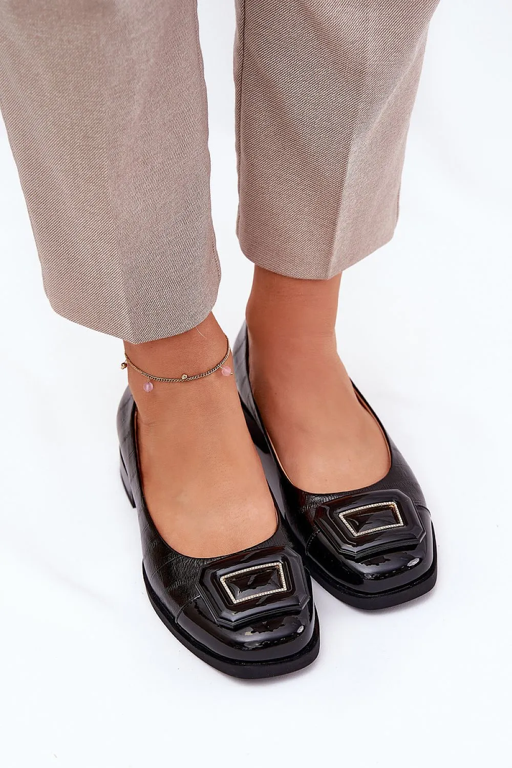 Ballet flats