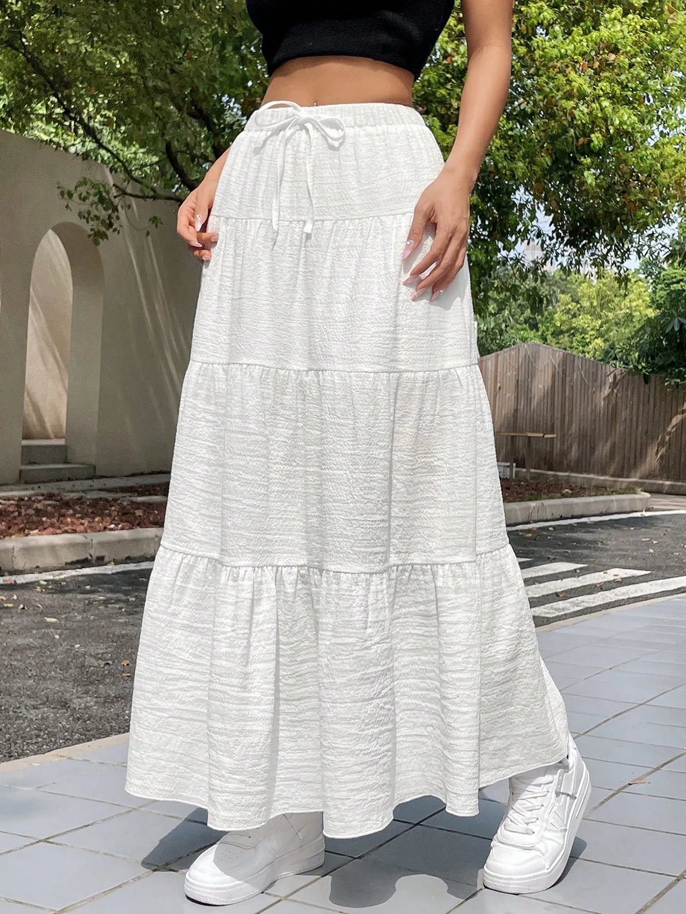 Falda blanca casual de mujer para vacaciones
