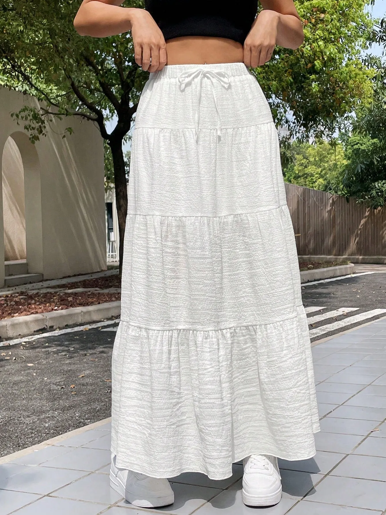 Falda blanca casual de mujer para vacaciones