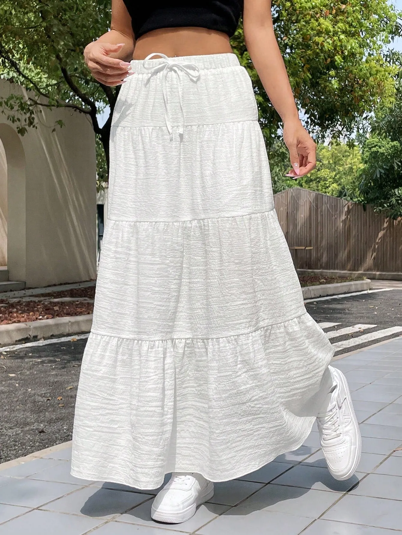 Falda blanca casual de mujer para vacaciones