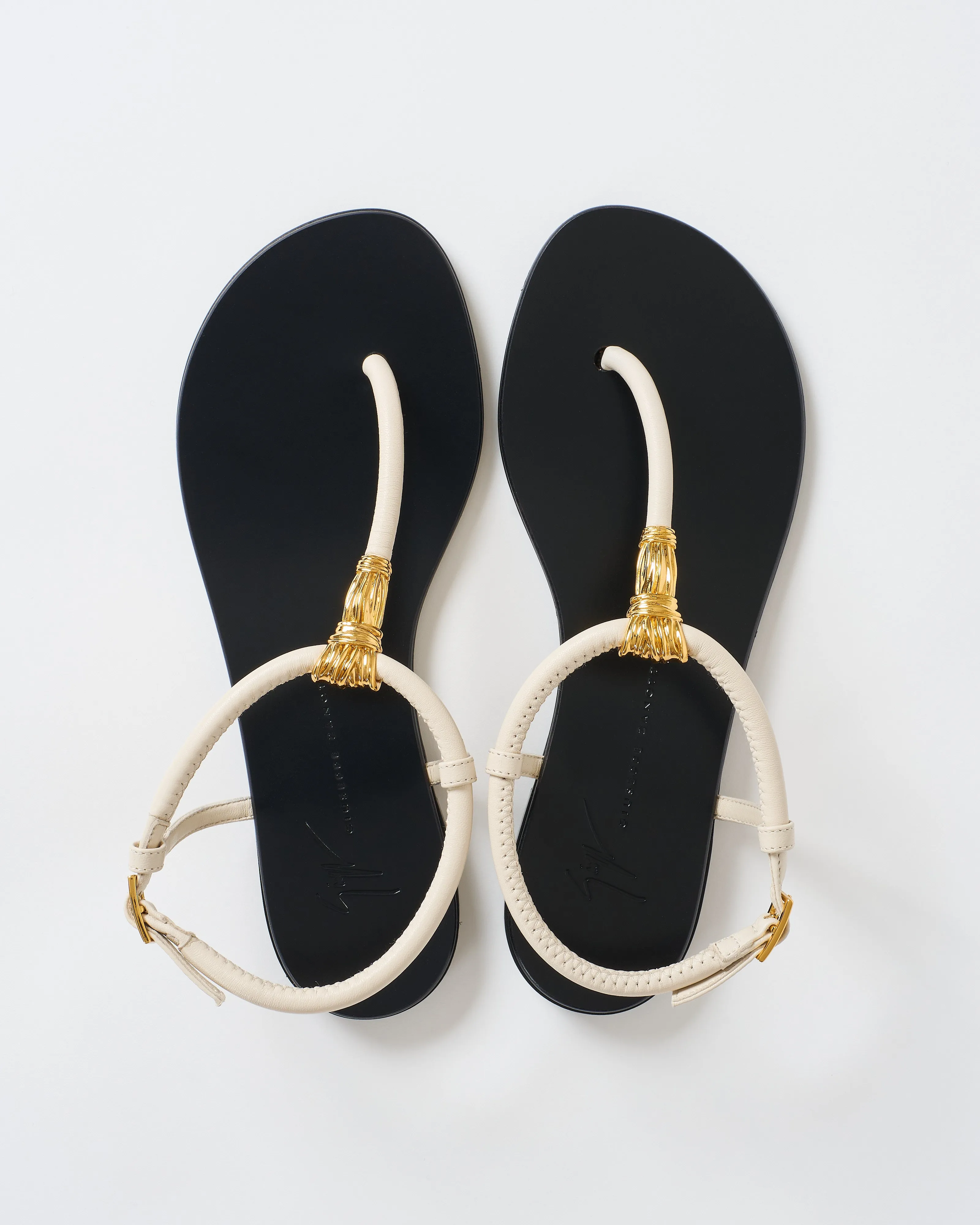 flat sandal thong