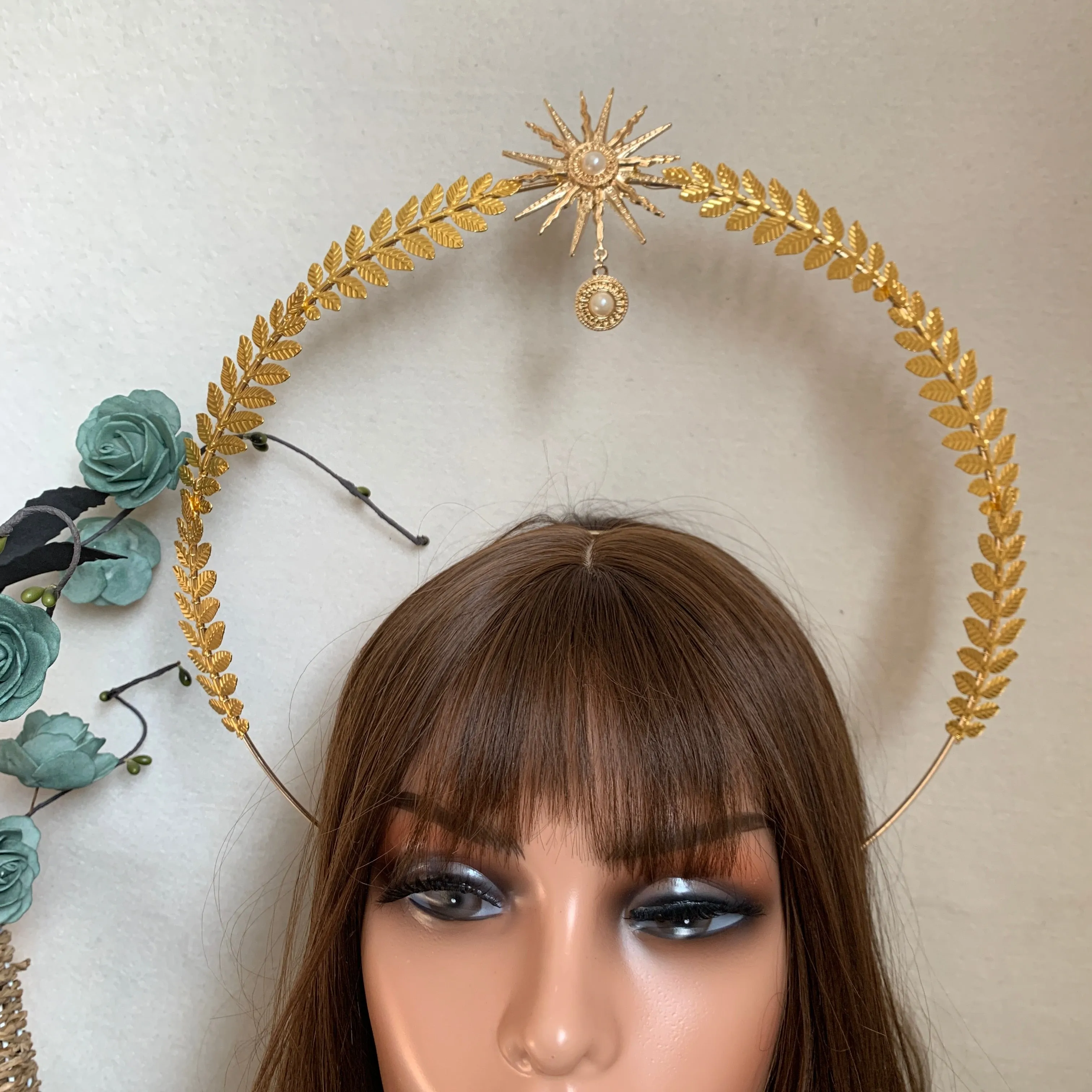 Gothic Lolita Devil Feat Goddess Crown Sun Halo Crown Headband Gorgeous Vintage Mary Baroque Tiara Goddess crown headpiece
