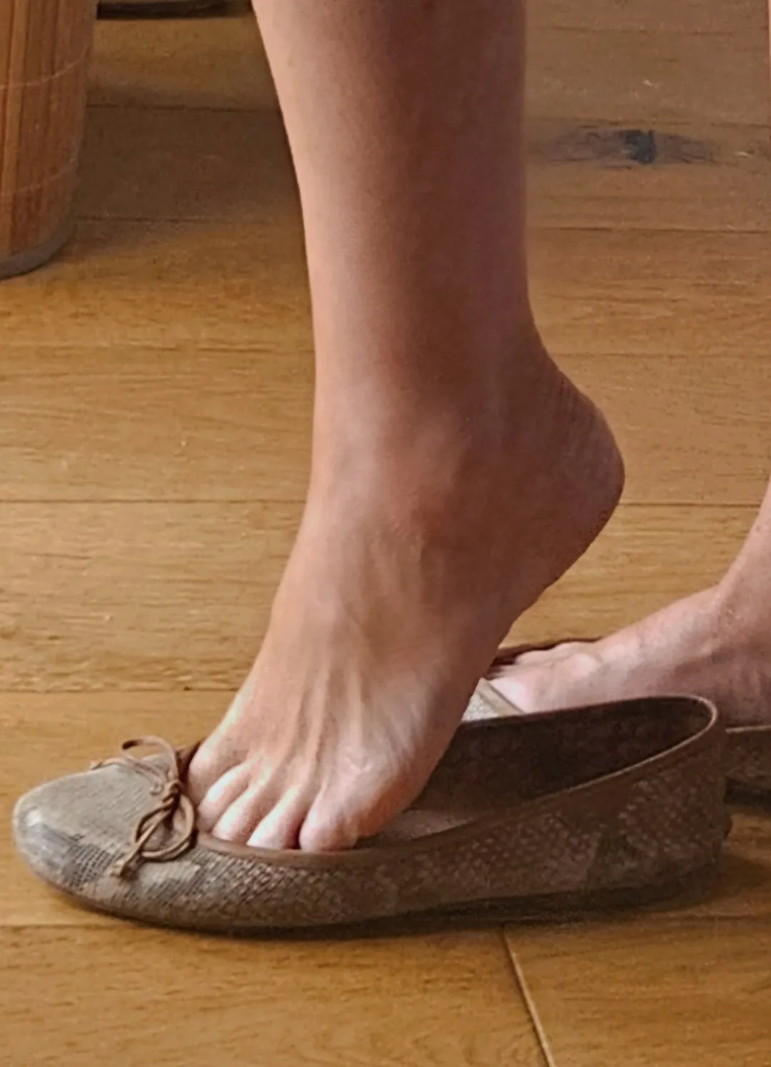 Hobbs Flats UK5, Well Worn with imprints