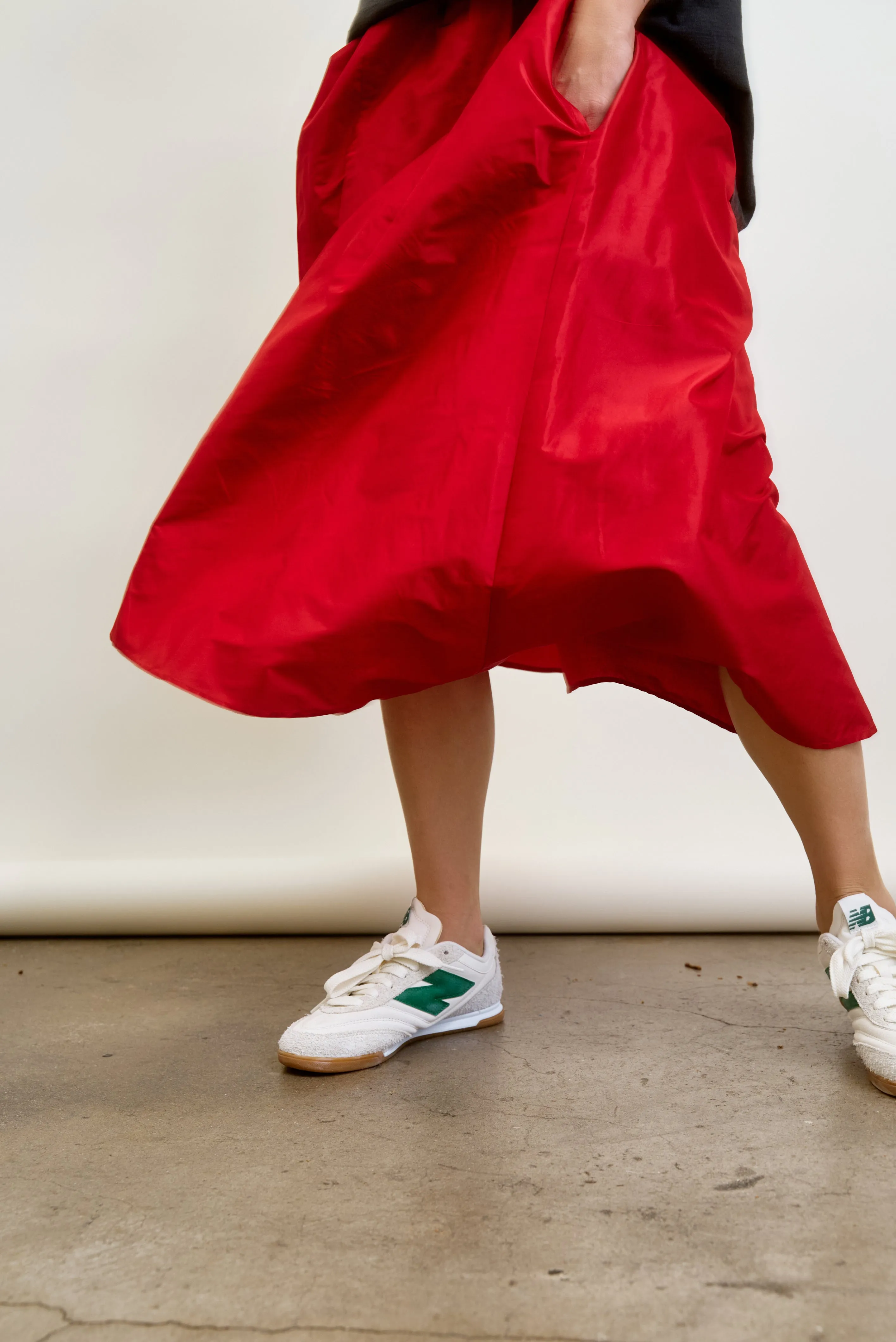 LE SKIRT | red silk taffeta