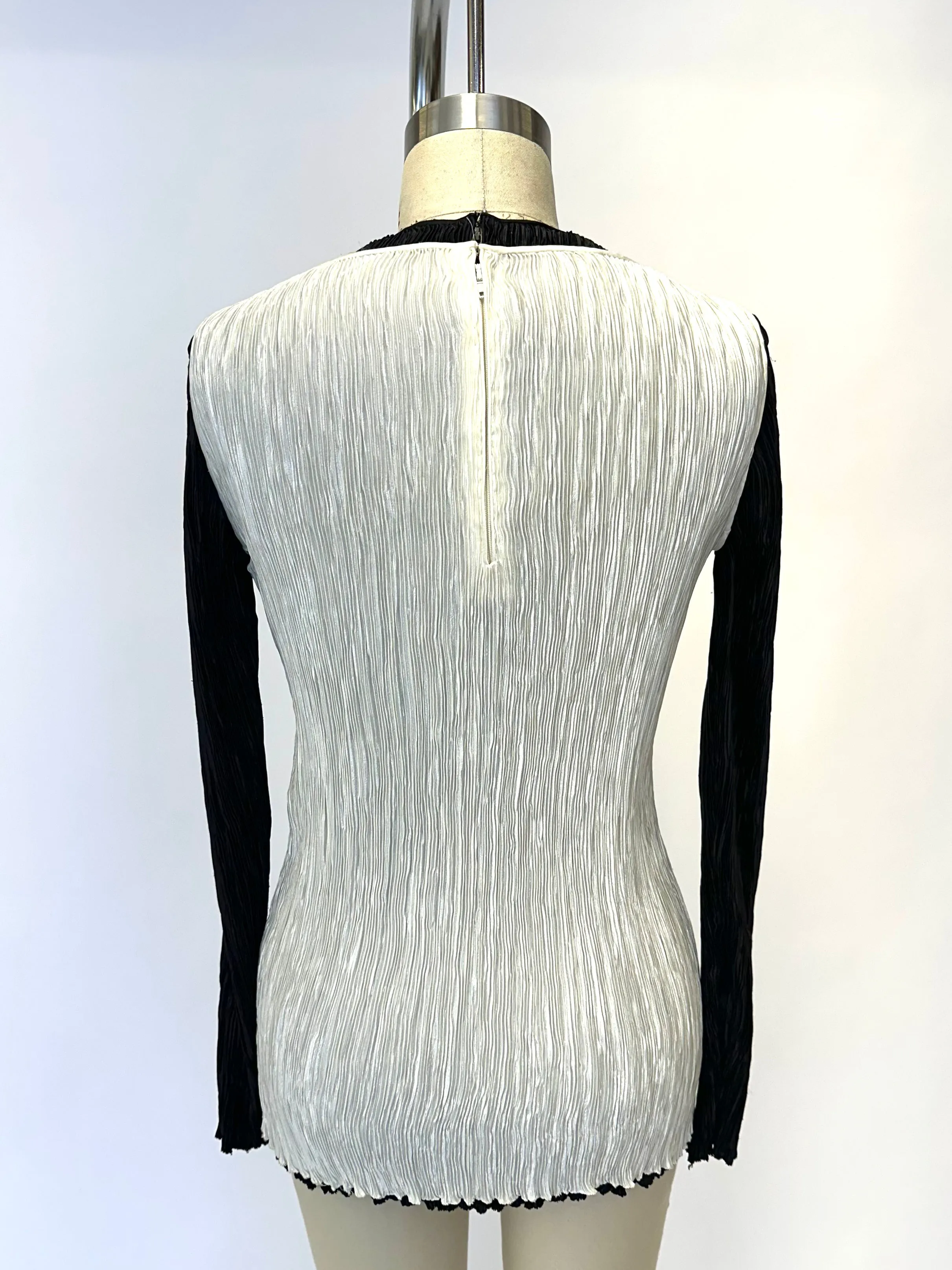 Mary McFadden Plissé Layered Top Set