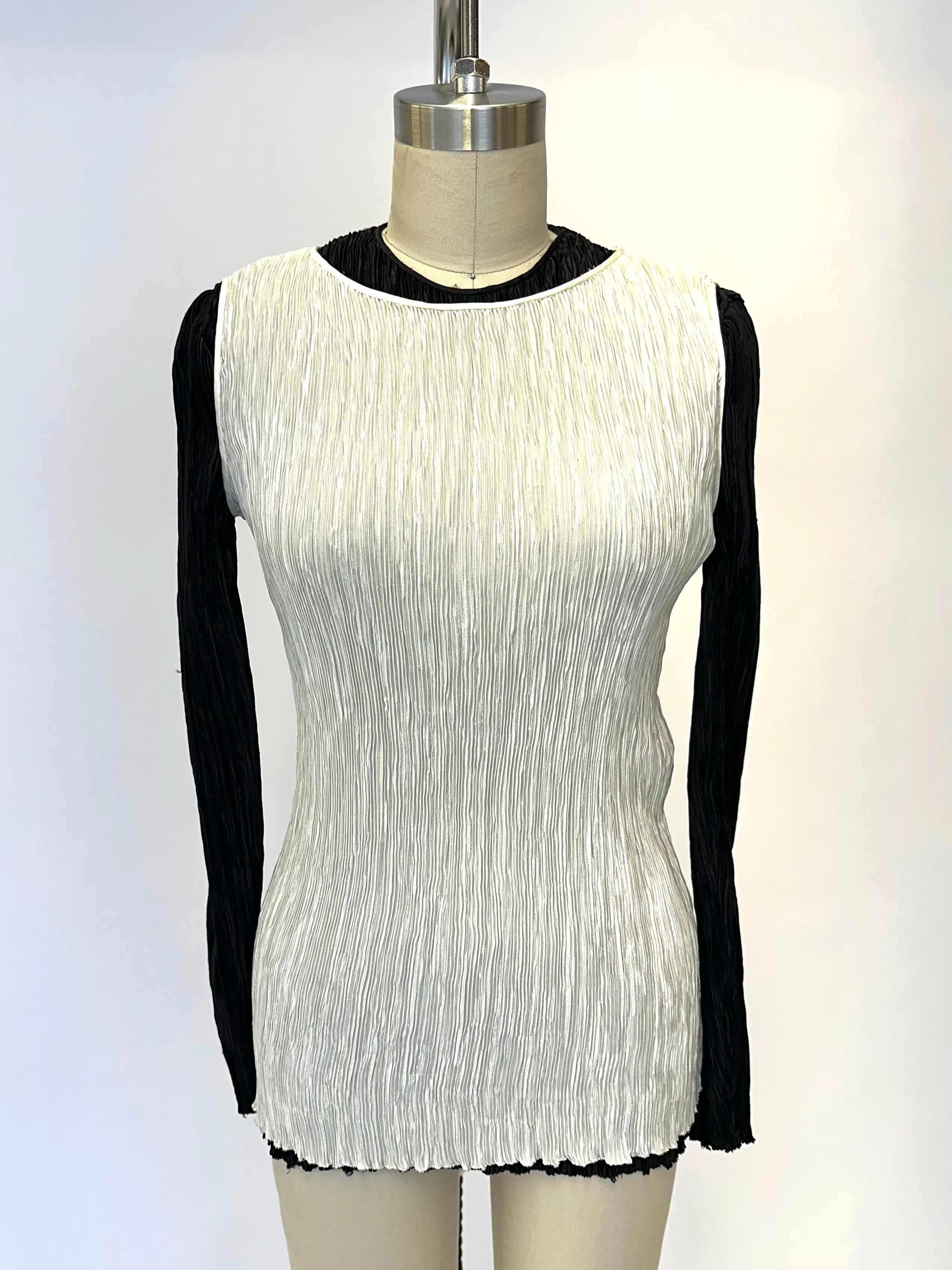 Mary McFadden Plissé Layered Top Set