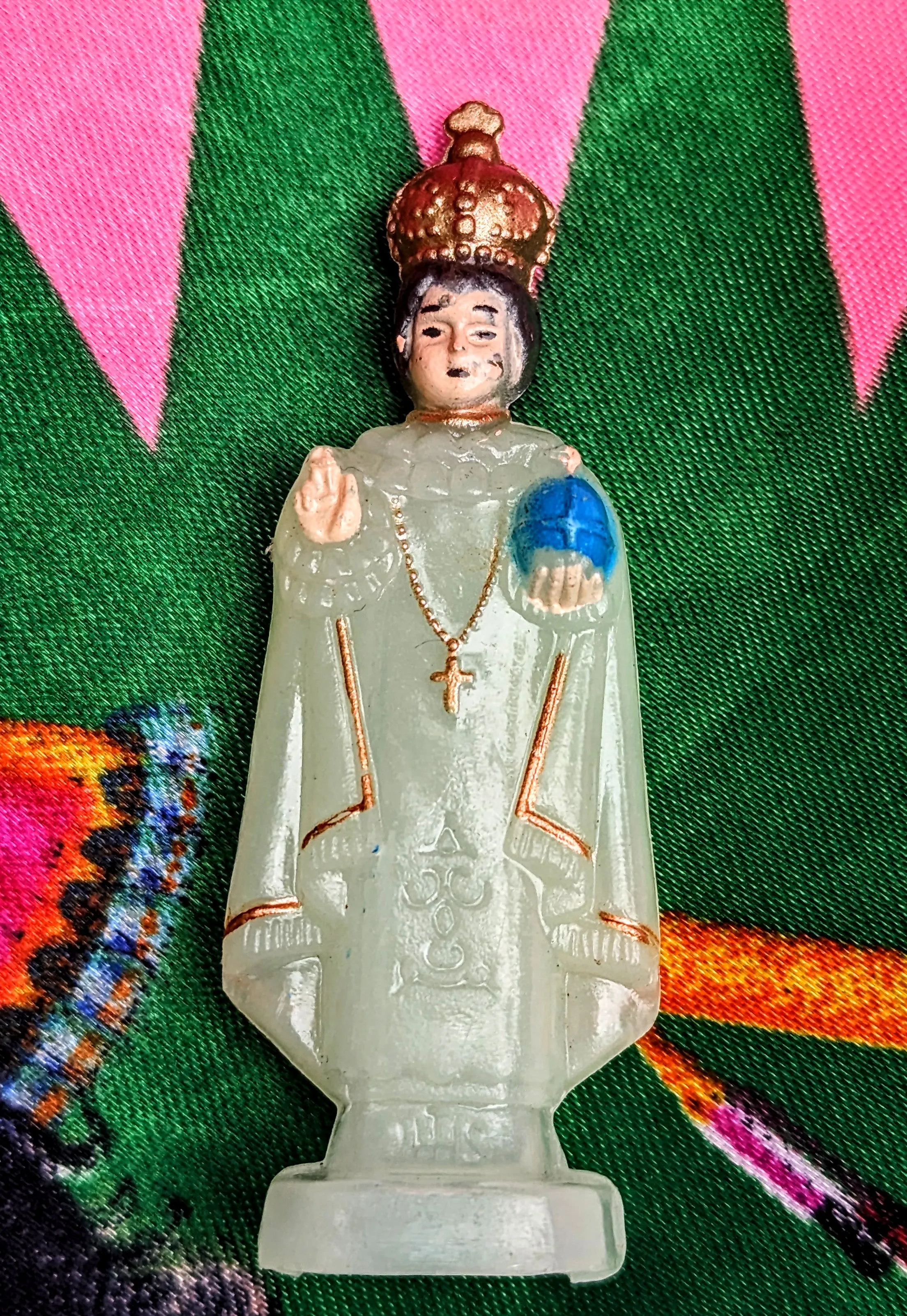Mini religious statues
