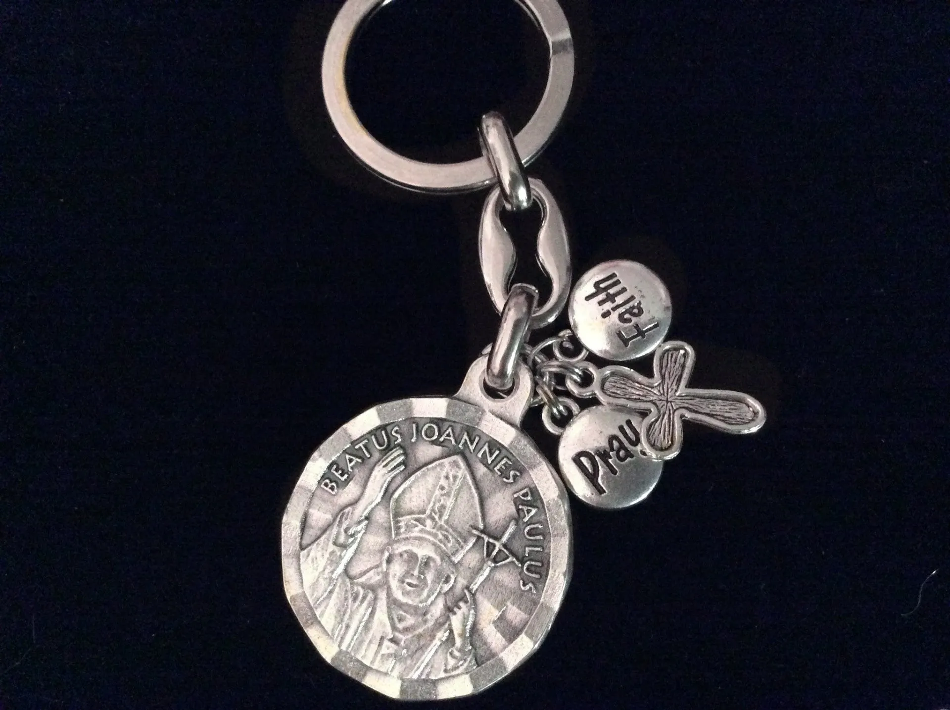 Miraculous Medal Key Chain Medal Silver Key Ring Virgin Mary Catholic Medal Gift Inspirational Jewelry