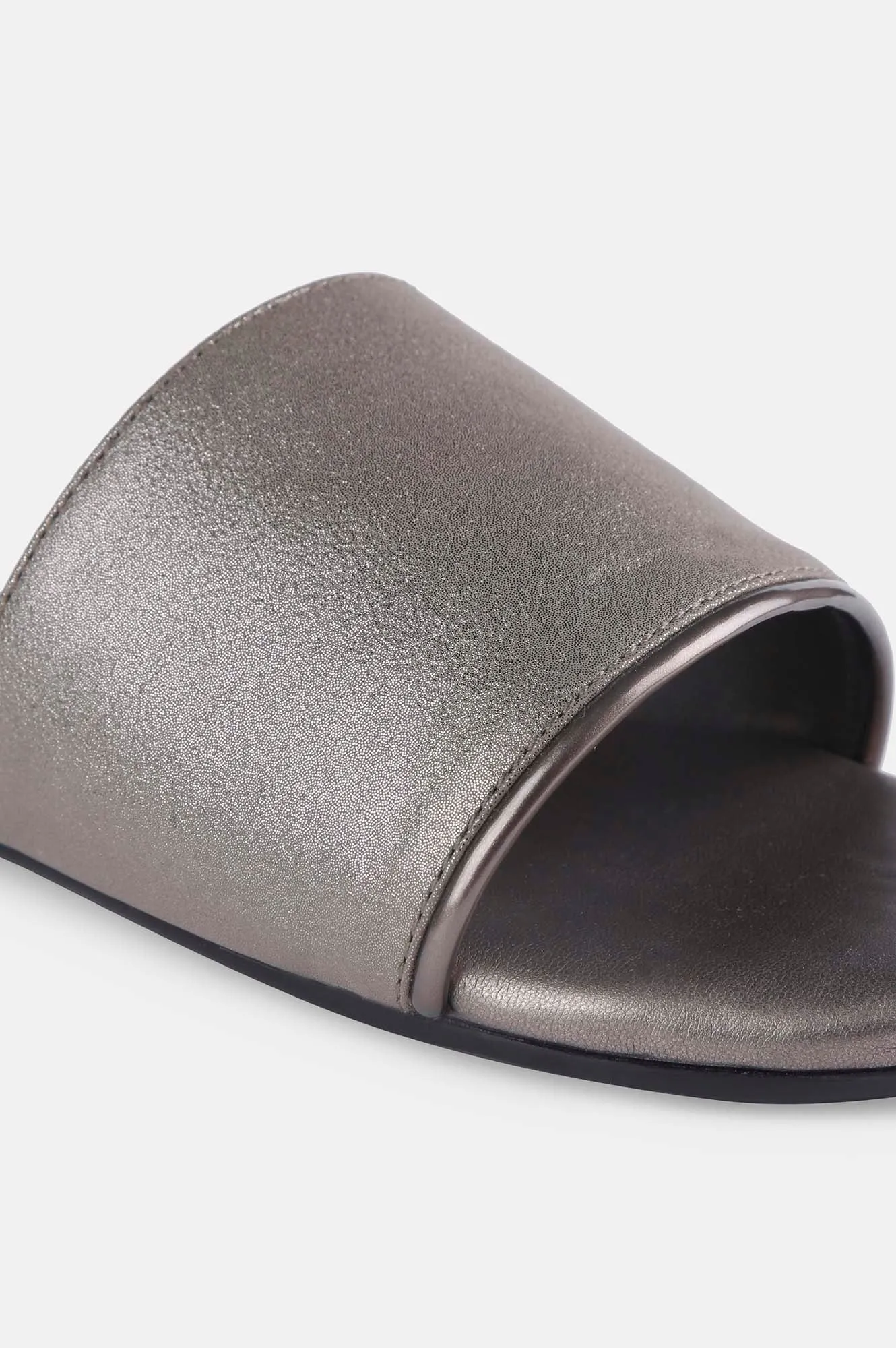 Pewter Round Toe Textured Flat - ZDina