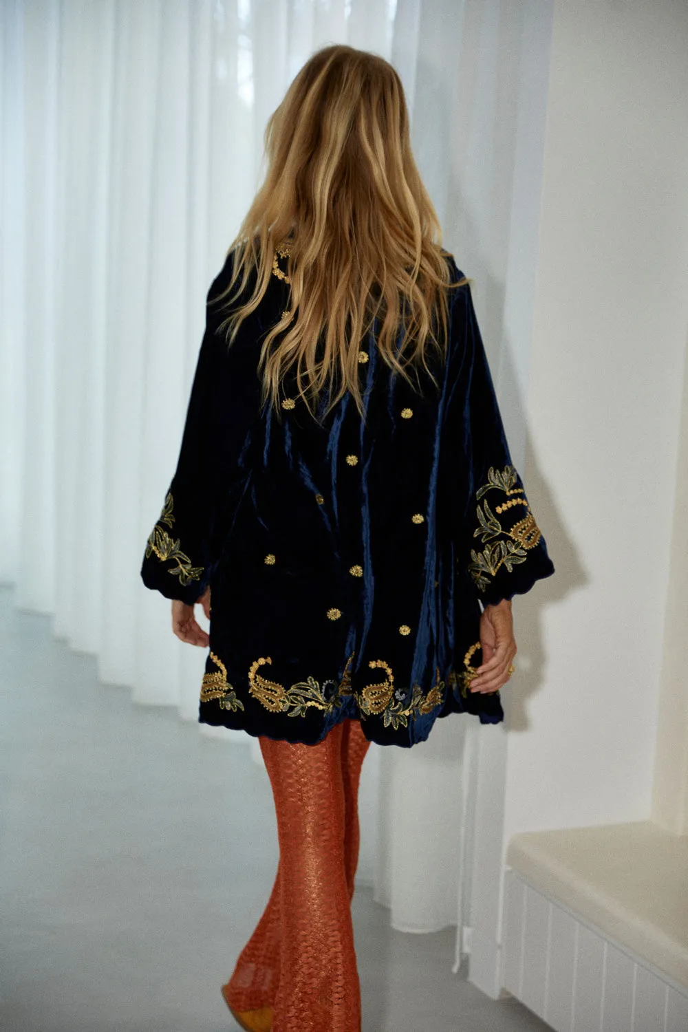 Proud Mary Silk Velvet And Embroidered Short Housecoat - Midnight