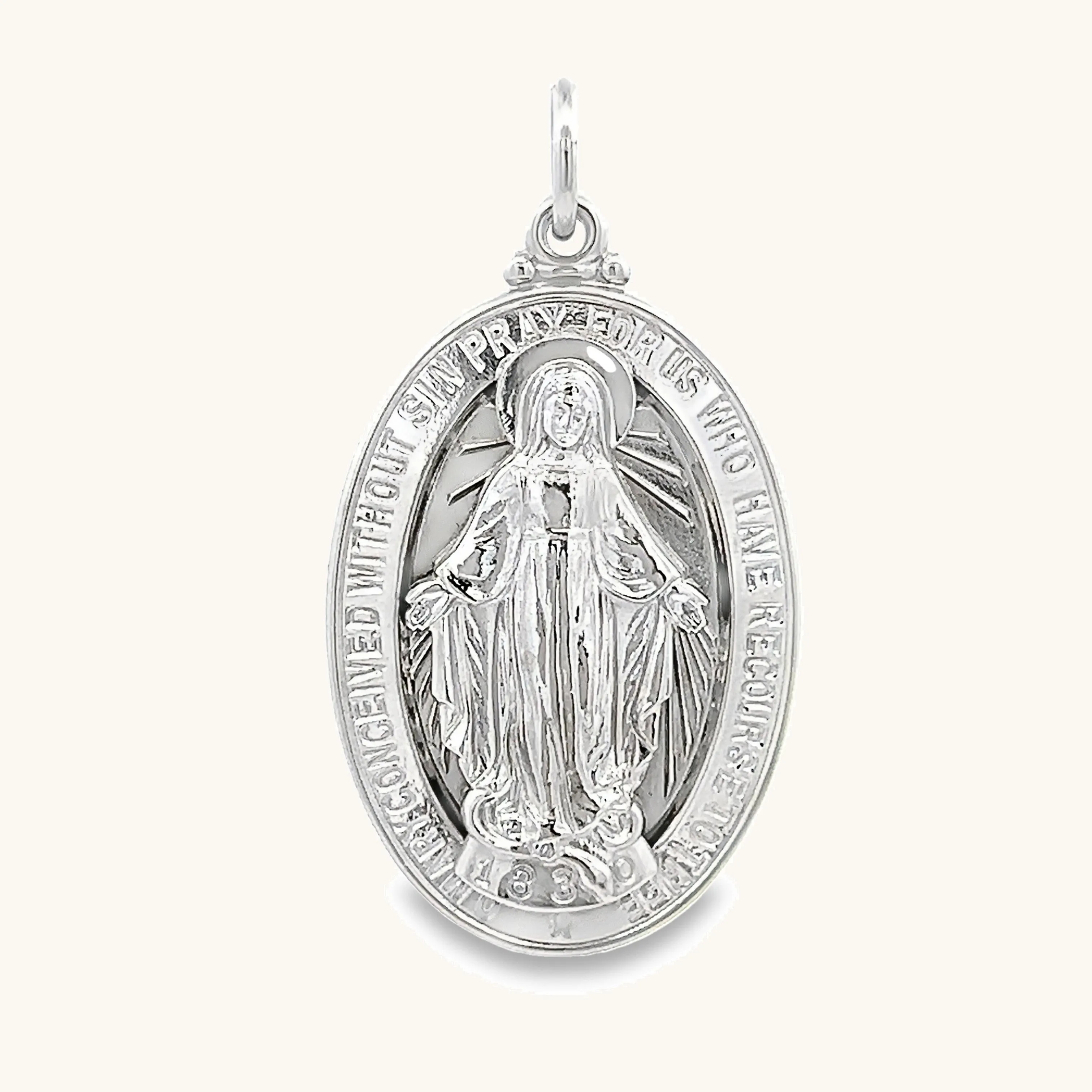 STERLING SILVER RAISED MIRACULOUS FIGURE MEDAL | OVAL