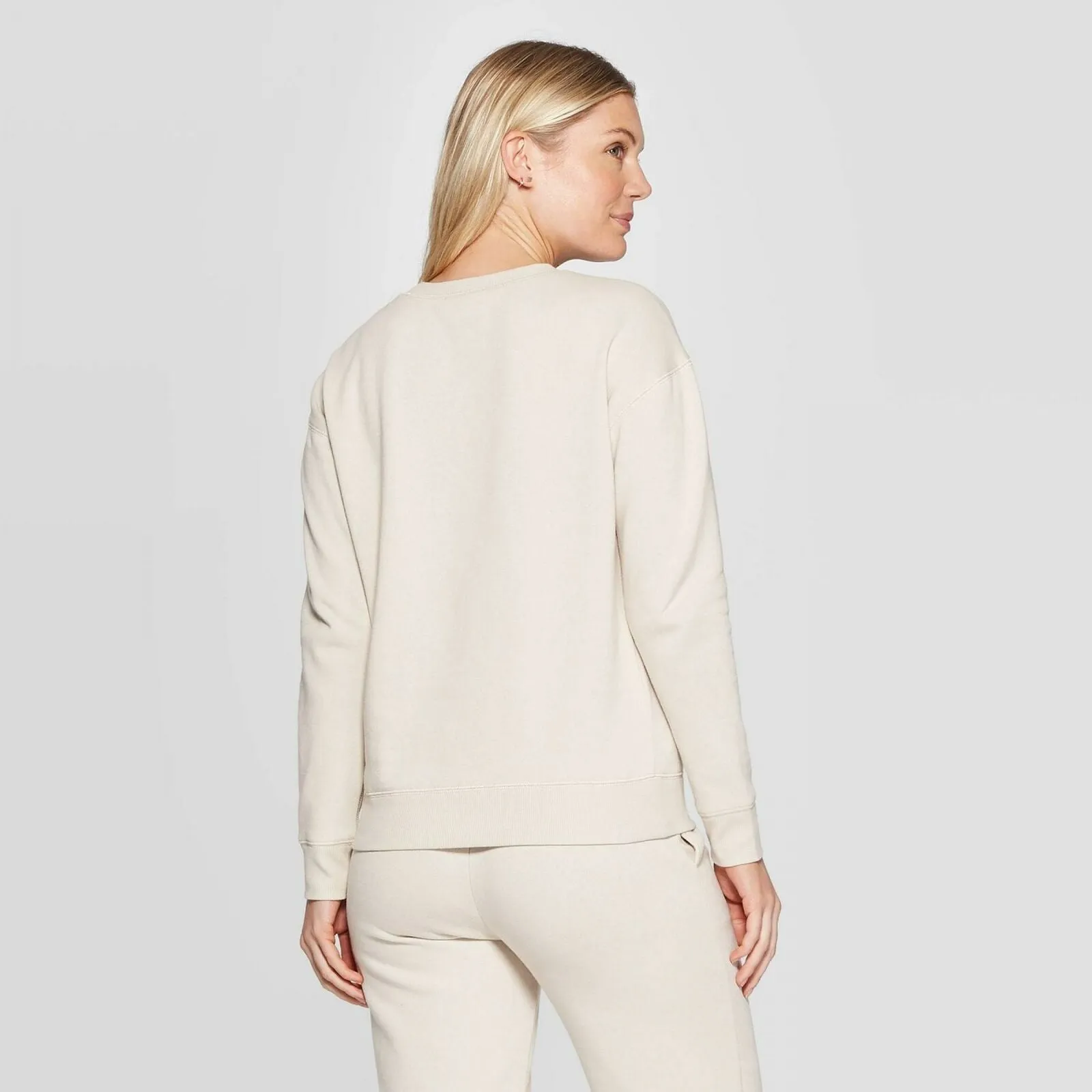 Universal Thread Women's Crewneck Radiate Love Embroidered Sweatshirt