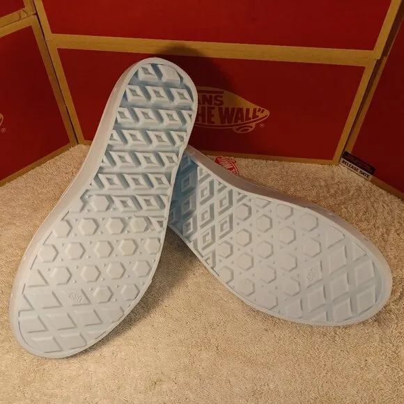 Vans Men's 9/Women's 10.5 Slip On Trek Delicate Blue Skate Water VN0A5HF8YRQ