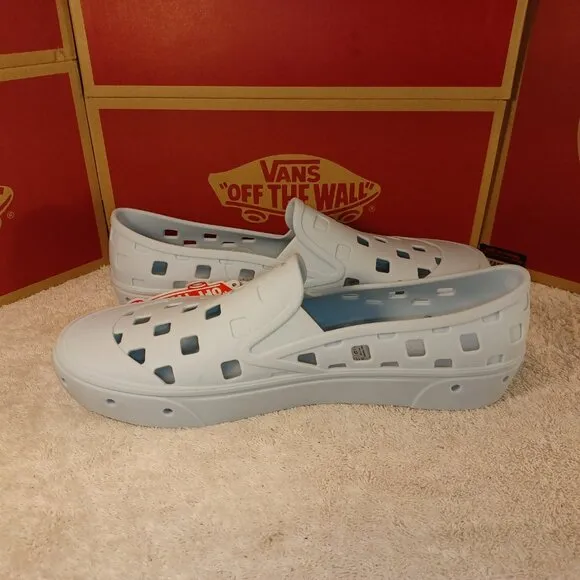 Vans Men's 9/Women's 10.5 Slip On Trek Delicate Blue Skate Water VN0A5HF8YRQ