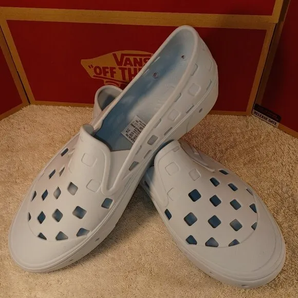 Vans Men's 9/Women's 10.5 Slip On Trek Delicate Blue Skate Water VN0A5HF8YRQ