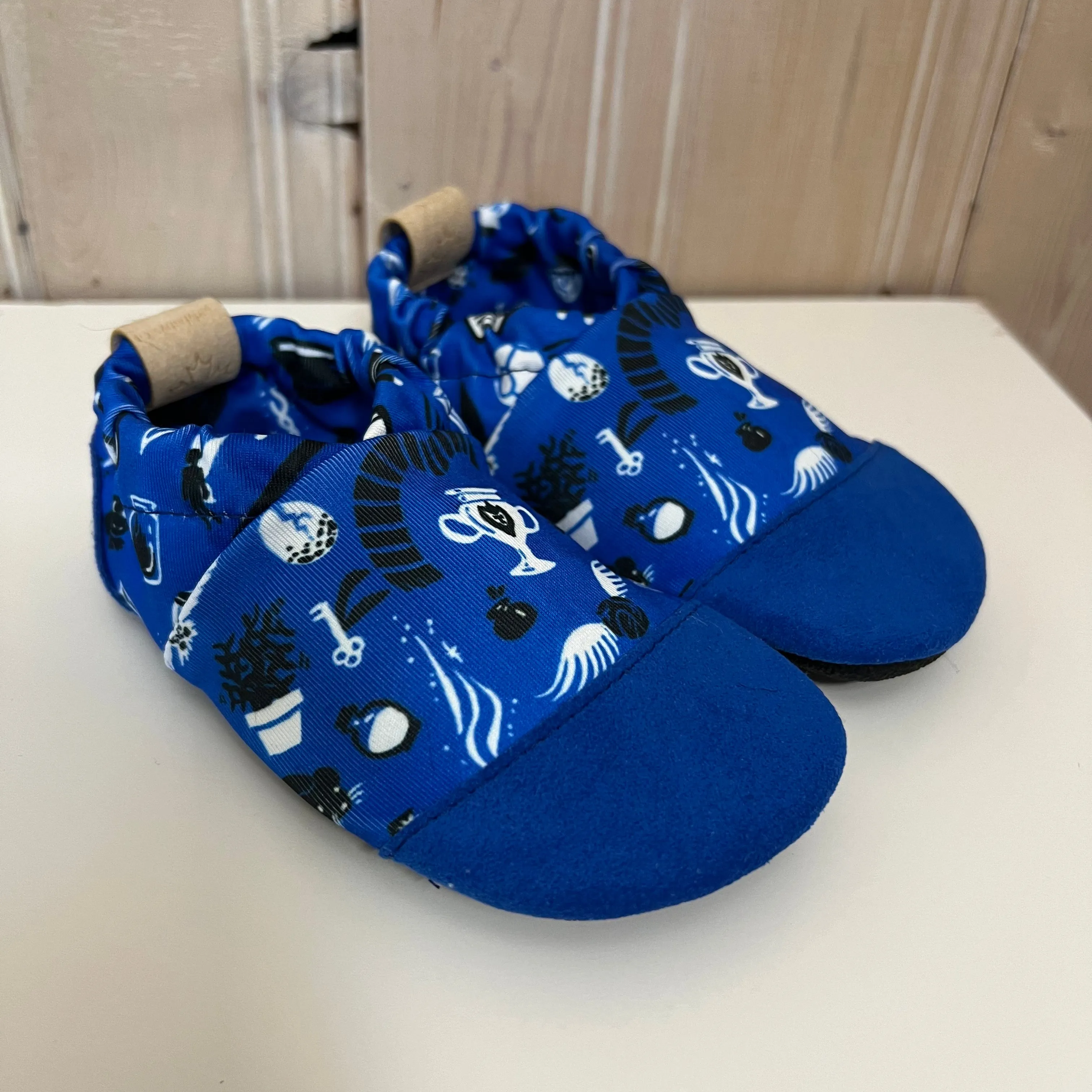 Water shoes - Wizarding world