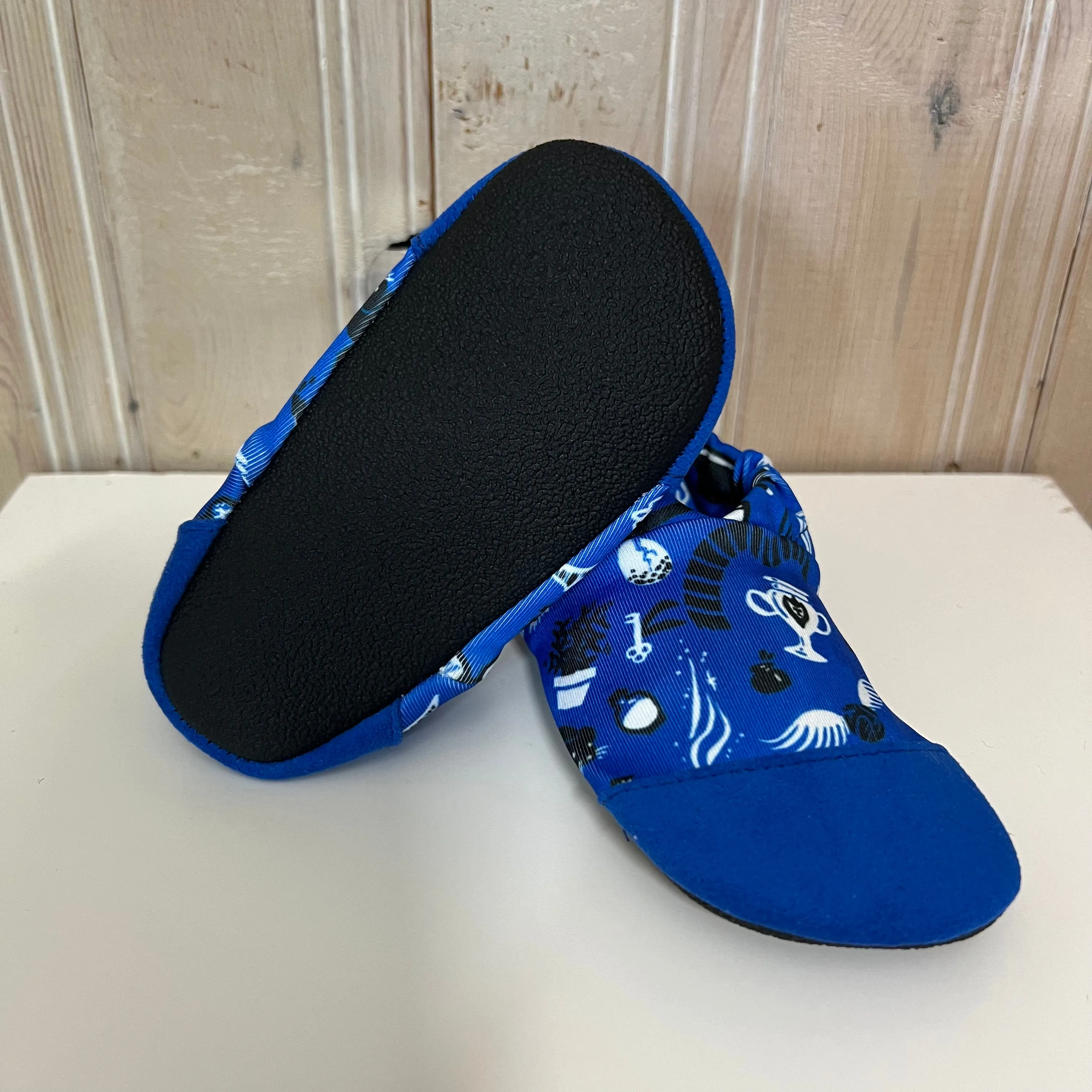 Water shoes - Wizarding world